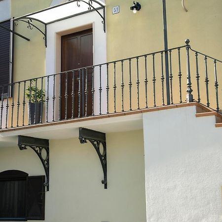 Dimora Camelia Apartamento Lucera Exterior foto