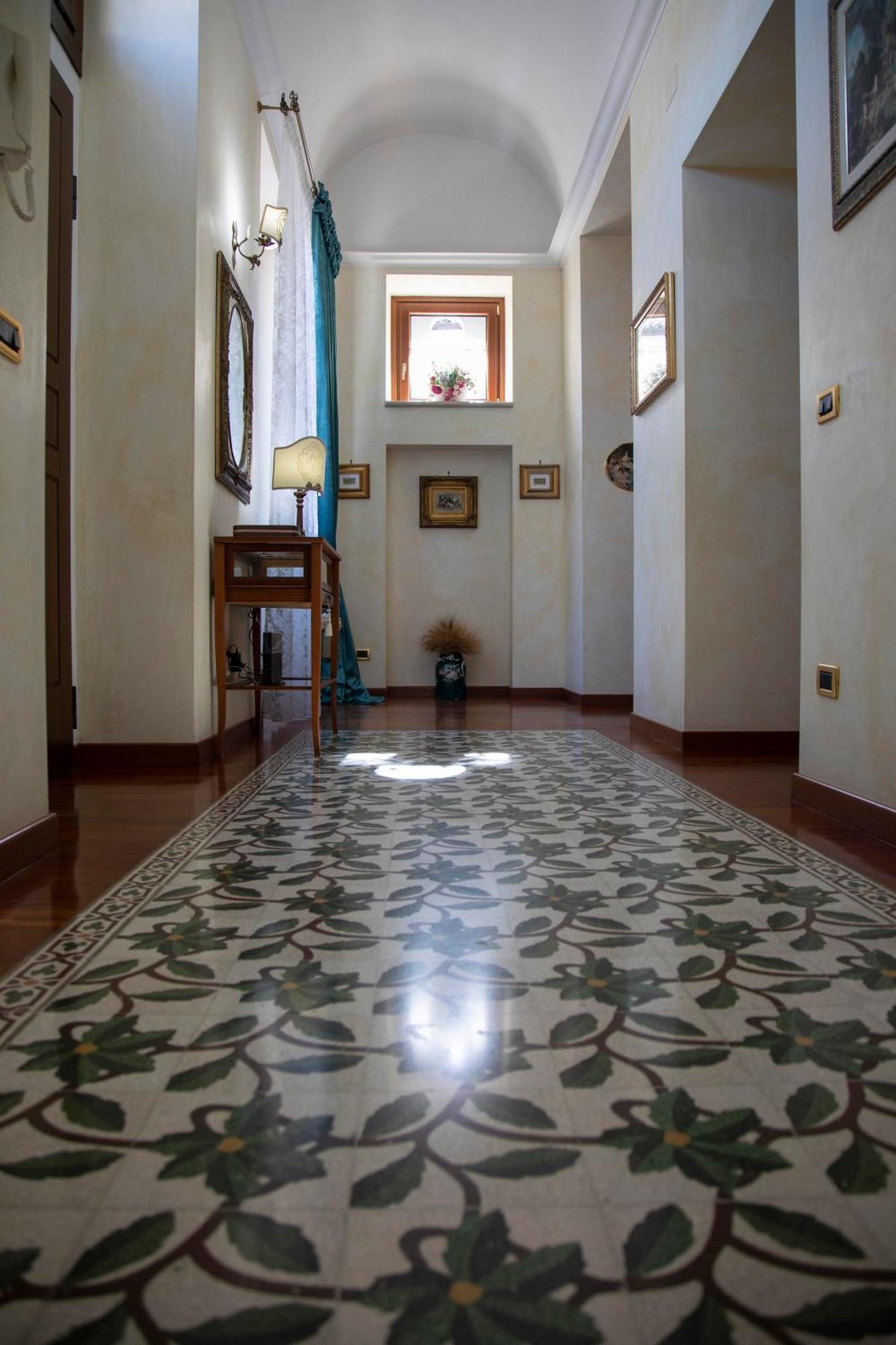 Dimora Camelia Apartamento Lucera Exterior foto